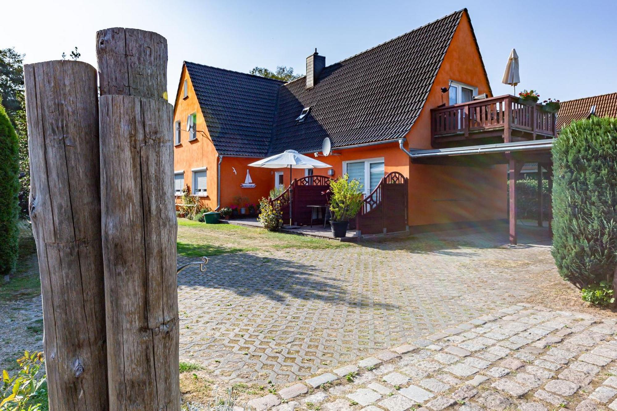 Sonnenblumenhaus 01 Apartment Prerow Exterior photo